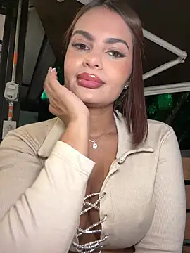 Snapshot of Irina_Velvett chatting on January 13, 12:16 am Irina Velvett online show from January 13, 12:16 am