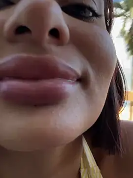 Irina Velvett online show from April 2, 9:45 pm