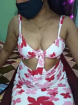 Snapshot of Saumyy chatting on February 26, 6:18 pm Saumyy online show from February 26, 6:18 pm