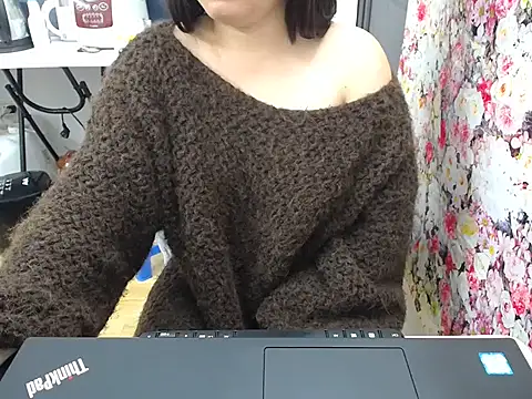 Coffee Milktea online show from February 8, 11:08 pm