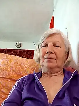 KlaudiaDarling online show from April 15, 2:24 pm