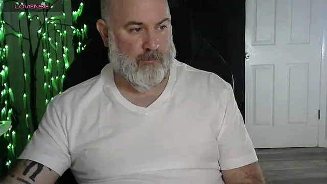 Snapshot of XJJ77x chatting on February 24, 2:20 am XJJ77x online show from February 24, 2:20 am