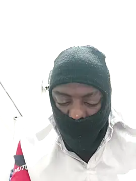 Bra-G online show from March 30, 9:10 am