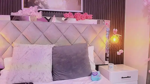 Sara Channel01 online show from March 11, 11:05 am