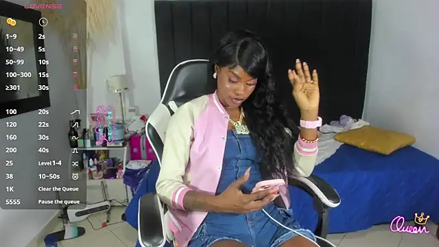 karen adamss online show from April 11, 3:11 am