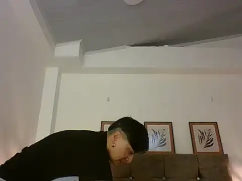 kat paradise online show from March 26, 11:38 am