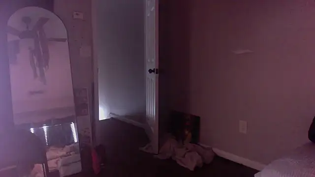 Snapshot of ekkomisso chatting on March 21, 3:59 pm ekkomisso online show from March 21, 3:59 pm