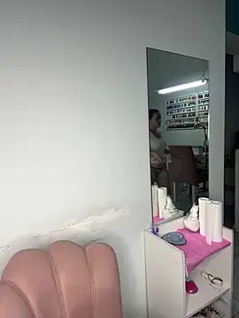 donatella07 online show from February 28, 10:44 pm