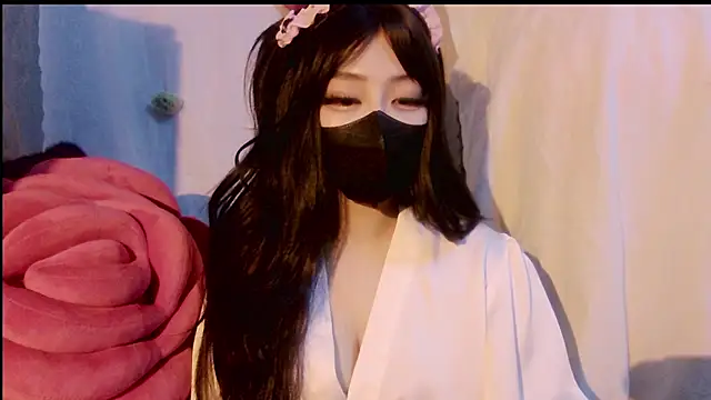 Snapshot of Girl-wets chatting on February 13, 5:20 pm Girl-wets online show from February 13, 5:20 pm