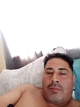 Snapshot of Piscis46 chatting on January 18, 12:31 pm Piscis46 online show from January 18, 12:31 pm