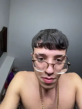 ArthurDavies  online show from March 12, 9:48 am