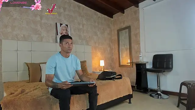 Liam Mush online show from March 8, 2:04 am