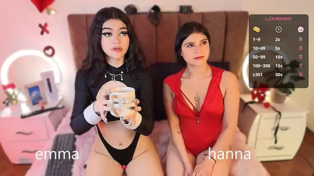 Snapshot of cutemma_ chatting on February 15, 6:15 pm cutemma online show from February 15, 6:15 pm