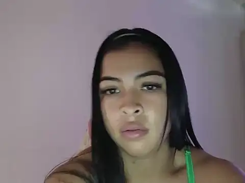 Snapshot of Daphne_Grayy chatting on February 25, 2:48 pm Daphne Grayy online show from February 25, 2:48 pm