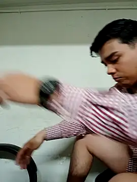 Snapshot of Yosoyelmismo-6737 chatting on February 22, 10:30 pm Yosoyelmismo-6737 online show from February 22, 10:30 pm