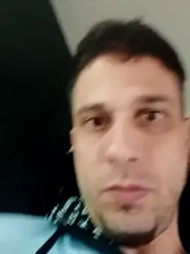 Snapshot of obediente23 chatting on January 12, 3:01 am obediente23 online show from January 12, 3:01 am