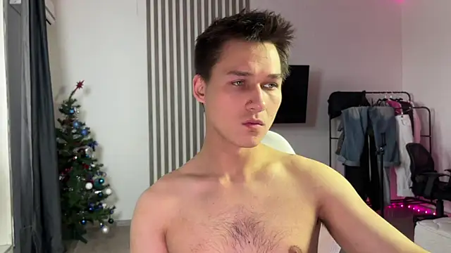 Snapshot of InfernoLustt chatting on February 17, 11:07 am InfernoLustt online show from February 17, 11:07 am