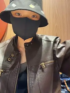 Snapshot of ZJbaby chatting on March 28, 1:22 pm ZJbaby online show from March 28, 1:22 pm