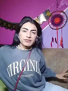 Snapshot of Selena_Nova chatting on February 15, 10:58 am Selena Nova online show from February 15, 10:58 am