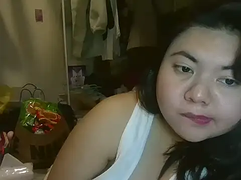 Allie 143 online show from February 27, 9:42 am