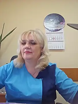 AliceStar333 online show from February 18, 5:47 am