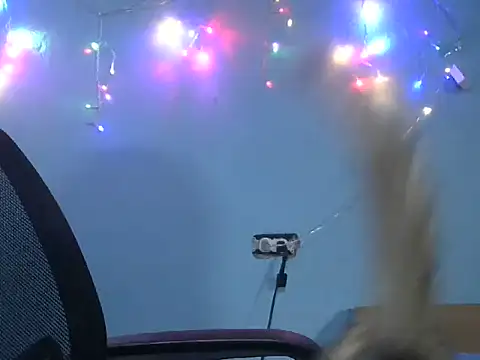 Snapshot of schoco_milff chatting on February 21, 12:06 pm schoco milff online show from February 21, 12:06 pm