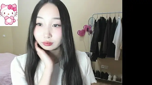 Snapshot of Amane_Yuki chatting on February 20, 5:02 pm Amane Yuki online show from February 20, 5:02 pm