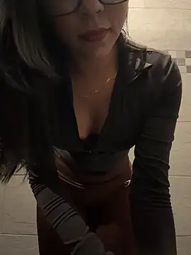 AnahiSkye online show from May 15, 6:48 pm