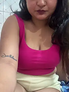 Curvy Anaya online show from June 7, 6:06 am