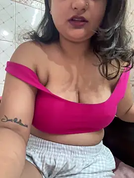 Curvy Anaya online show from June 11, 6:55 am