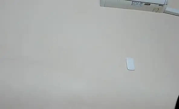 vanesadimaria online show from March 10, 10:45 pm