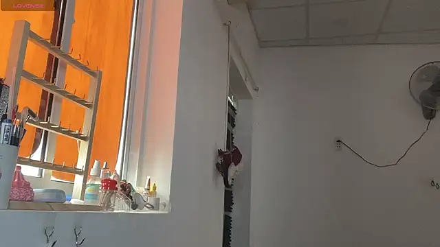 Snapshot of Tieu-May chatting on February 23, 6:55 am Tieu-May online show from February 23, 6:55 am