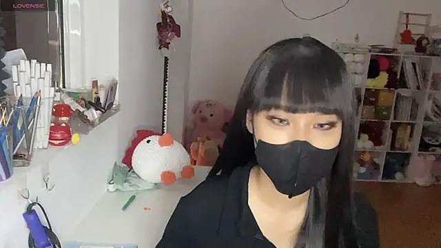 Snapshot of Tieu-May chatting on March 3, 8:31 am Tieu-May online show from March 3, 8:31 am