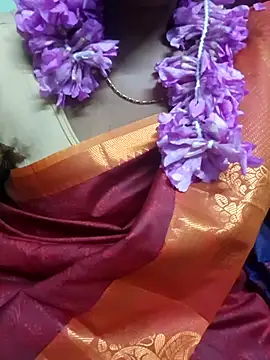 Snapshot of tamil-Diya90 chatting on January 18, 5:50 pm tamil-Diya90 online show from January 18, 5:50 pm