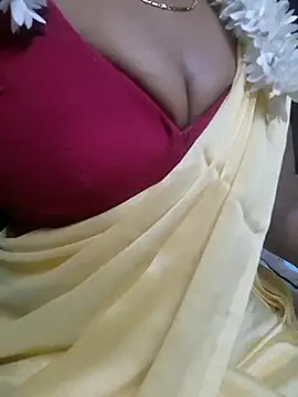 Snapshot of tamil-Diya90 chatting on February 20, 5:02 pm tamil-Diya90 online show from February 20, 5:02 pm