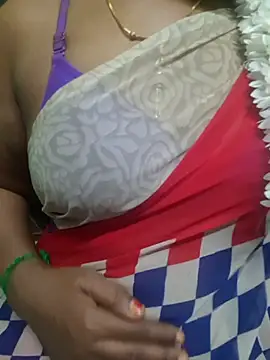 Snapshot of tamil-Diya90 chatting on February 28, 6:09 pm tamil-Diya90 online show from February 28, 6:09 pm