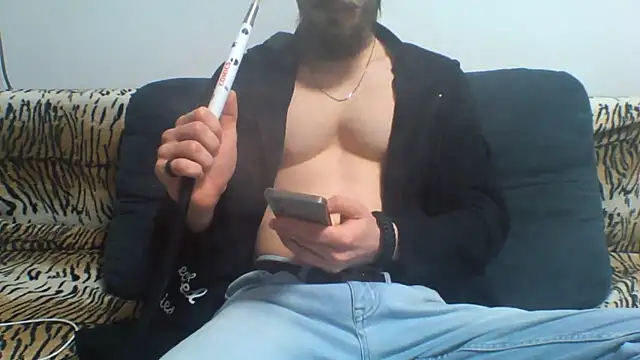 Snapshot of KaelNox chatting on March 3, 8:37 pm KaelNox online show from March 3, 8:37 pm