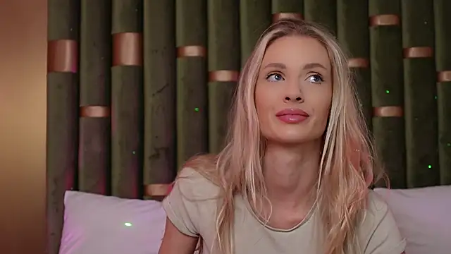 AmeliaAngel online show from December 7, 5:59 am