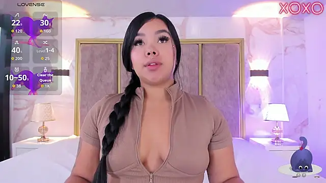 Snapshot of Liaevans__ chatting on January 5, 7:50 pm Liaevans online show from January 5, 7:50 pm