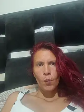 cintia love online show from March 24, 9:20 pm