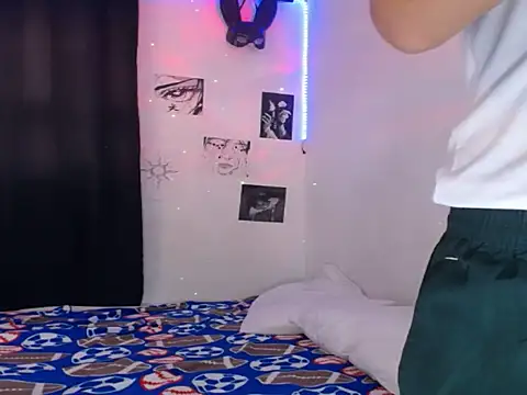 YourSecretCraving online show from March 1, 3:30 am