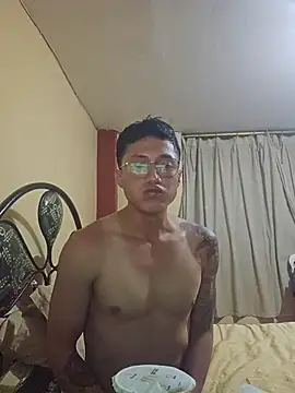 Xavlex0803 online show from April 13, 12:49 am