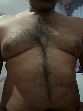 Snapshot of Lucky___05 chatting on February 10, 7:29 pm Lucky 05 online show from February 10, 7:29 pm