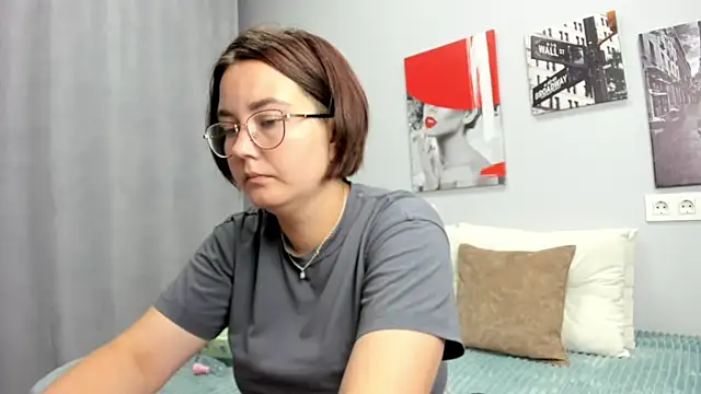 Snapshot of Sweetie_Rozzy chatting on June 26, 1:32 am Sweetie Rozzy online show from June 26, 1:32 am