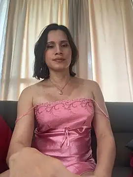 Snapshot of milablossom01 chatting on July 18, 5:50 pm milablossom01 online show from July 18, 5:50 pm