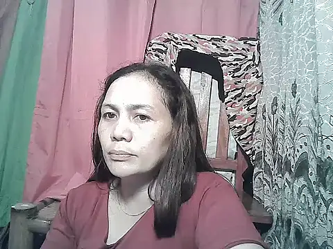 prettymomma24xx online show from March 18, 12:41 pm