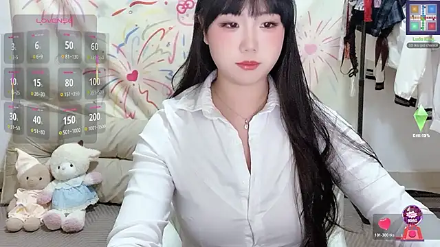 xiaoguai99 online show from May 8, 1:05 pm