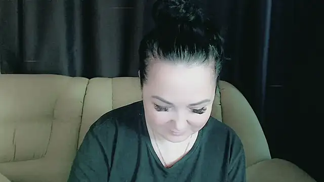 infinity loveliness online show from February 19, 7:15 am