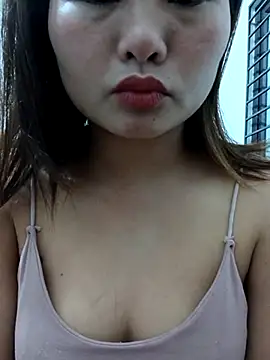Snapshot of Sweet--Sexy chatting on April 22, 5:36 pm Sweet--Sexy online show from April 22, 5:36 pm
