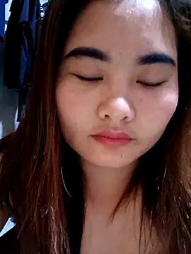 Snapshot of Sweet--Sexy chatting on May 2, 2:33 pm Sweet--Sexy online show from May 2, 2:33 pm